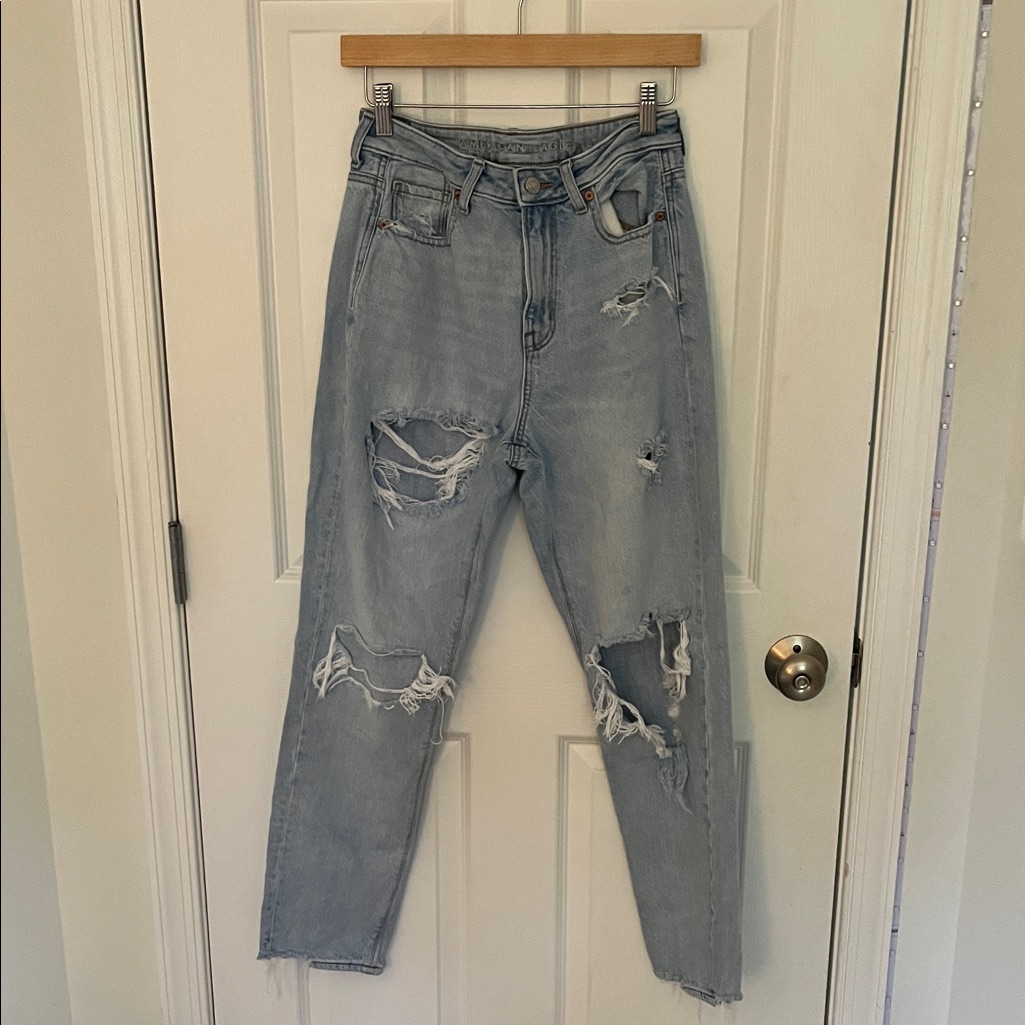 American Eagle Outfitters Light Blue High Rise Jeans